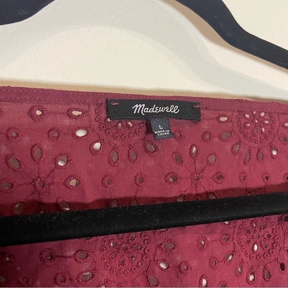 Madewell Eyelet Pom-Pom Top Large - Picture 9 of 10